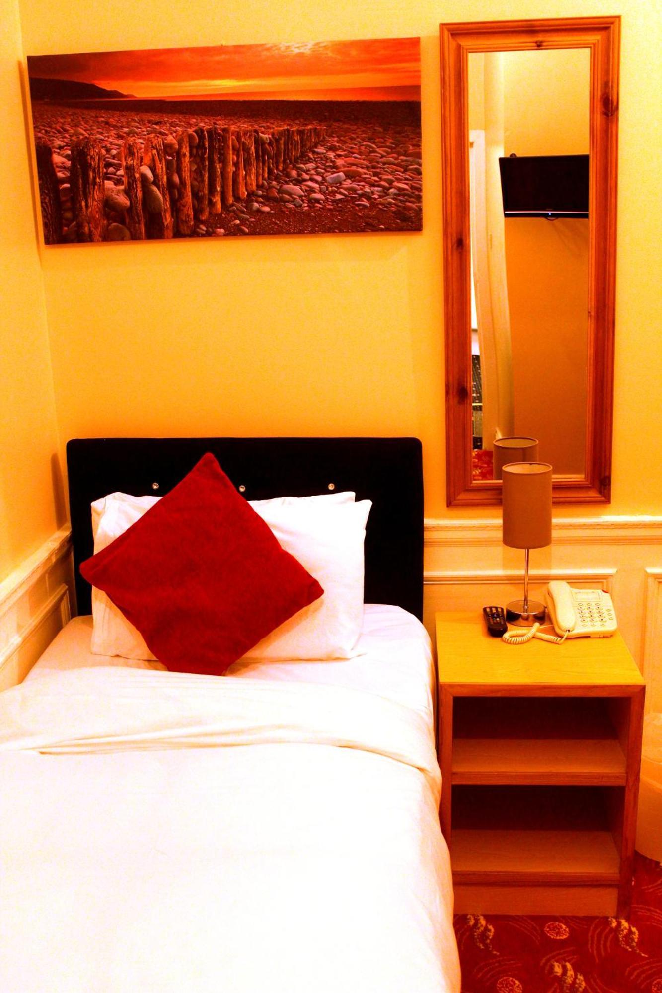 Edgerton Hotel Huddersfield Szoba fotó