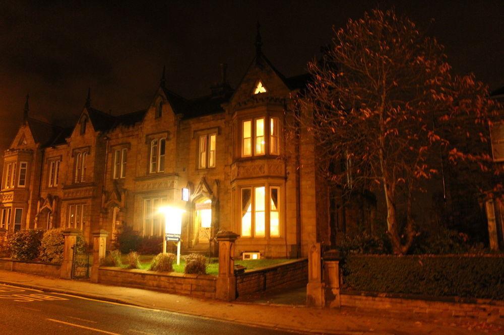 Edgerton Hotel Huddersfield Kültér fotó