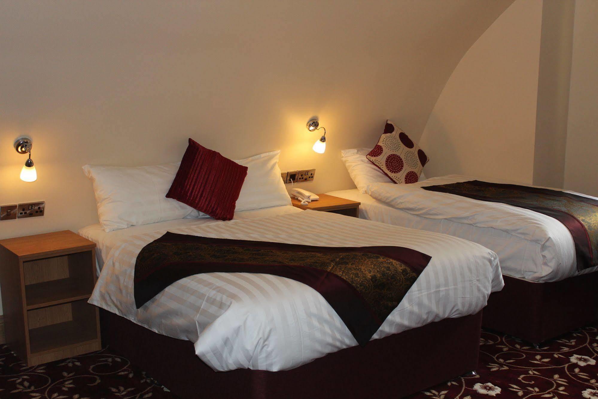 Edgerton Hotel Huddersfield Kültér fotó