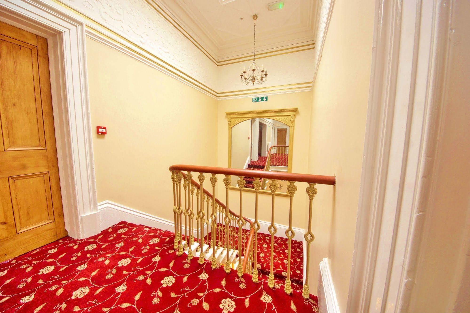 Edgerton Hotel Huddersfield Kültér fotó