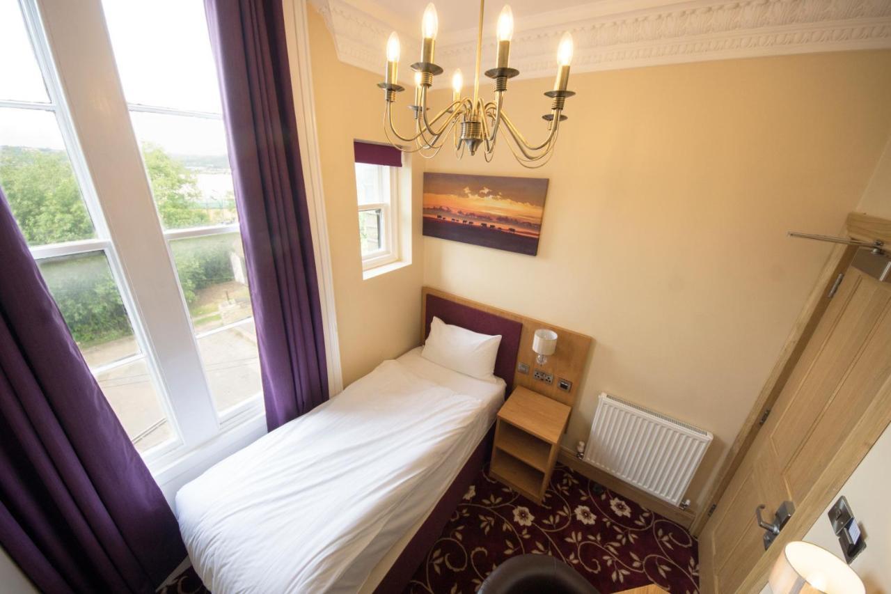 Edgerton Hotel Huddersfield Kültér fotó