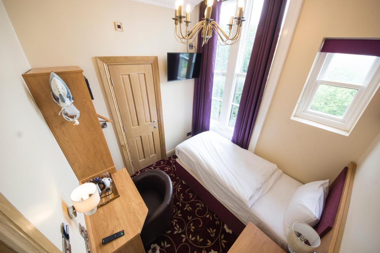 Edgerton Hotel Huddersfield Kültér fotó